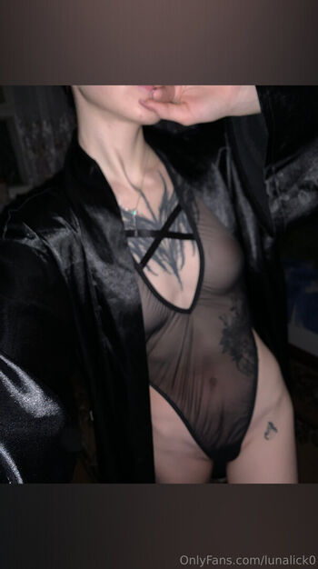 lunalick0