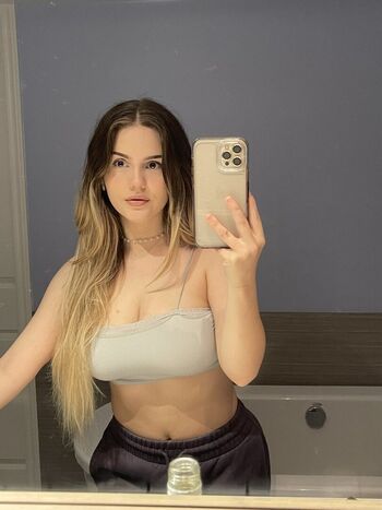 Full leaked Lunalovesyou private onlyfans photo