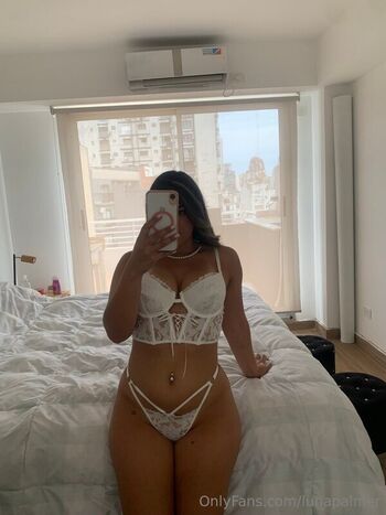 Full leaked Lunapalmer private onlyfans photo