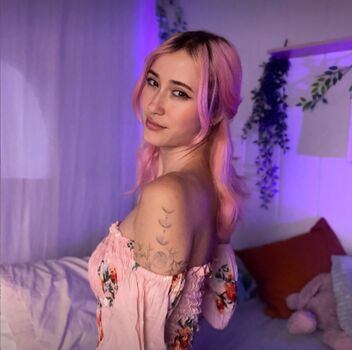 Full leaked Lunaticas private onlyfans photo