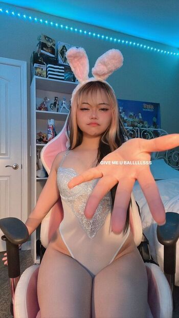 Full leaked Lunaticbunny private onlyfans photo