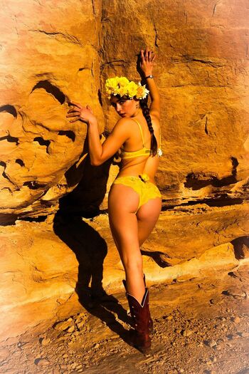 Full leaked Lunchbaglujan  page private onlyfans photo