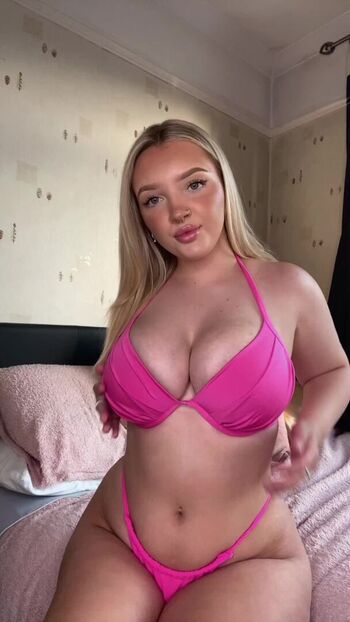 Full leaked Lustfullucy private onlyfans photo