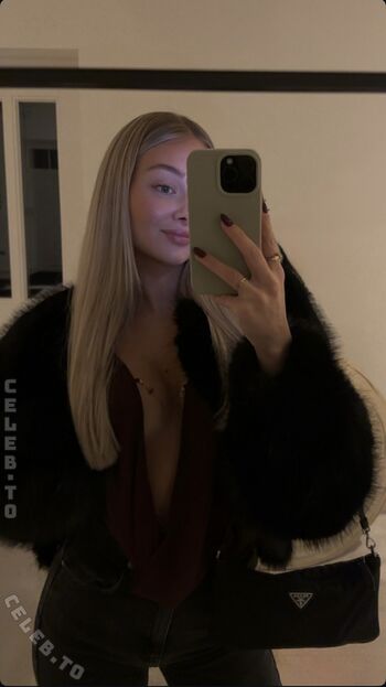 Full leaked Luuxisa private onlyfans photo