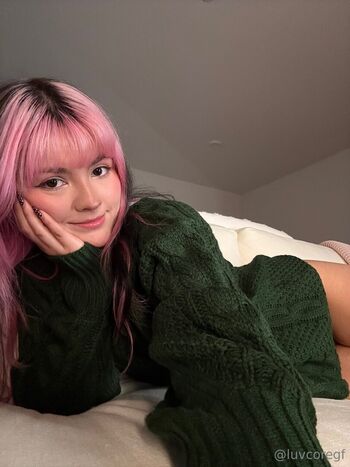 luvcoregf / Fulltime Crybaby