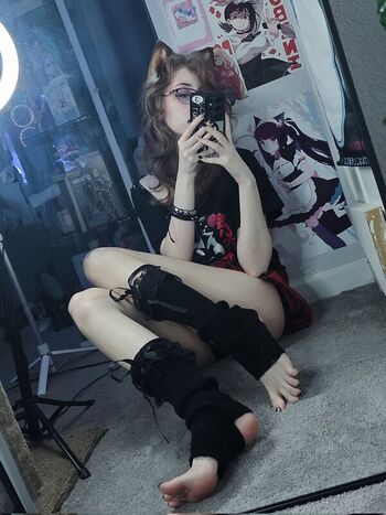 Full leaked Luvlesskitty private onlyfans photo