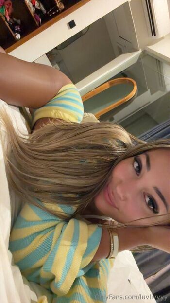 Full leaked Luvlivvyy private onlyfans photo