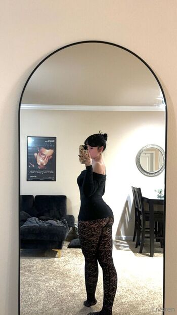 Full leaked Luvsbbyren private onlyfans photo