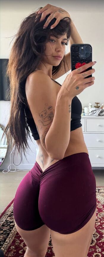 Full leaked Luvstruck private onlyfans photo