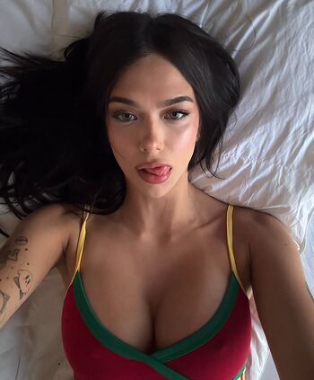 Full leaked Luvstruck private onlyfans photo