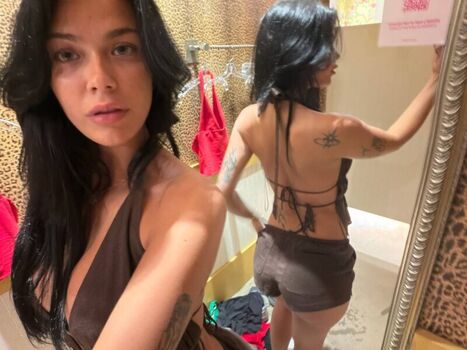 Full leaked Luvstruck private onlyfans photo