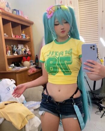 Full leaked Luxxezi private onlyfans photo