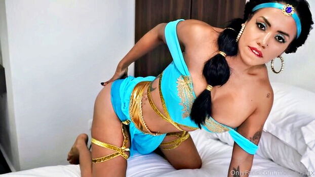 Full leaked Luzdeluna private onlyfans photo