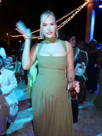 Full leaked Luze m private onlyfans photo