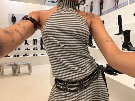 Full leaked Lycheenotes private onlyfans photo
