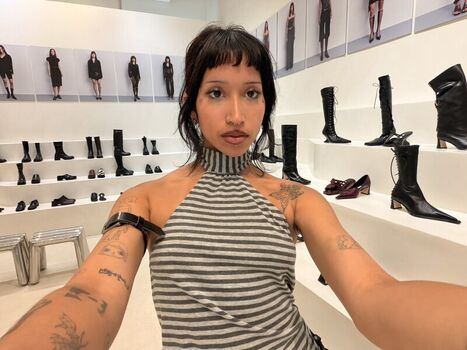 Full leaked Lycheenotes private onlyfans photo