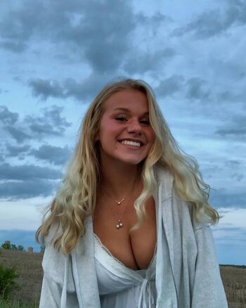 Full leaked Lydia feiler page private onlyfans photo