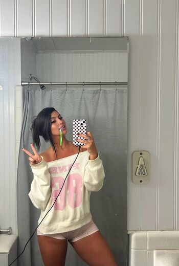 Full leaked Lydia hollis private onlyfans photo