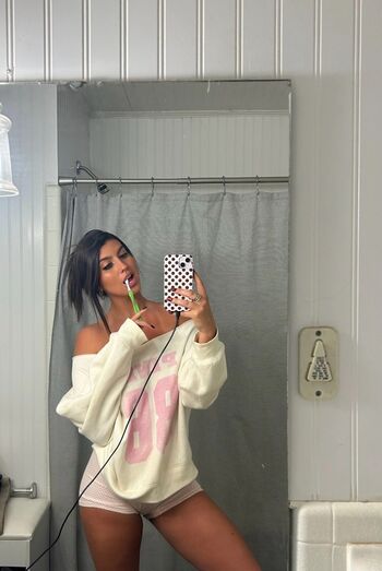 Full leaked Lydia hollis private onlyfans photo