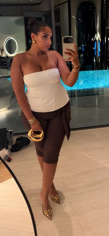 Full leaked Lynda sherazade private onlyfans photo