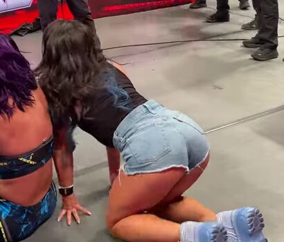 Full leaked Lyra valkyria page private onlyfans photo