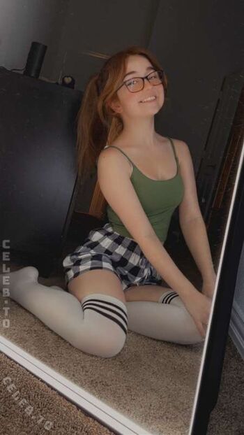 Full leaked Lyssaurora page private onlyfans photo