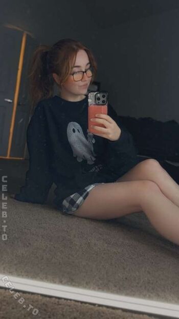 Full leaked Lyssaurora page private onlyfans photo