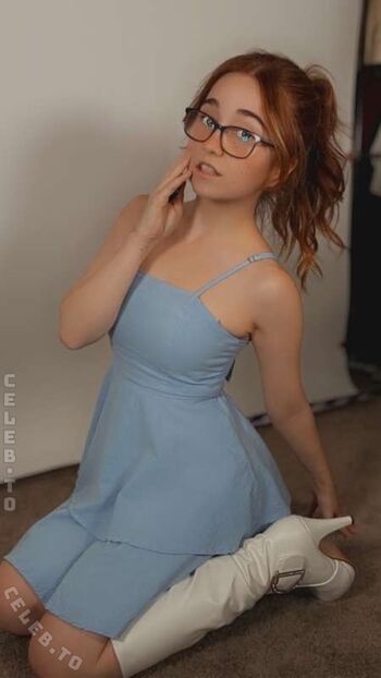 Full leaked Lyssaurora page private onlyfans photo