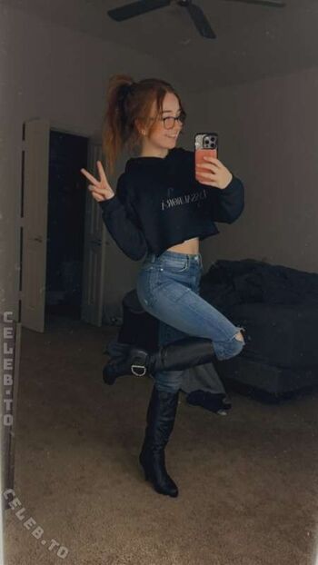Full leaked Lyssaurora page private onlyfans photo