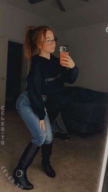 Full leaked Lyssaurora page private onlyfans photo