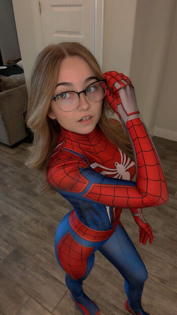 Full leaked Lyssaurora private onlyfans photo