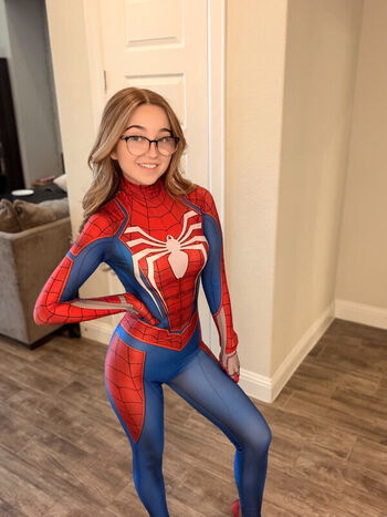 Full leaked Lyssaurora private onlyfans photo