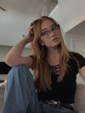 Full leaked Lyssaurora page private onlyfans photo