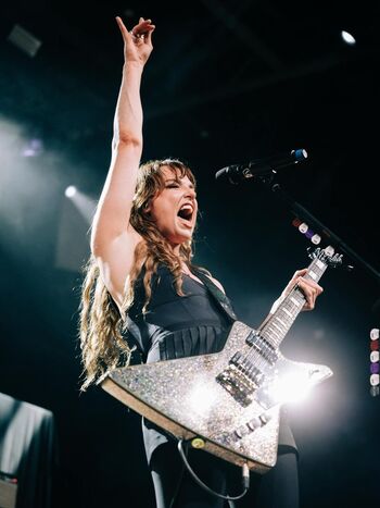 Full leaked Lzzy hale private onlyfans photo