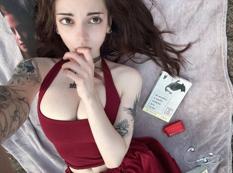 Full leaked M uselessbeauty private onlyfans photo