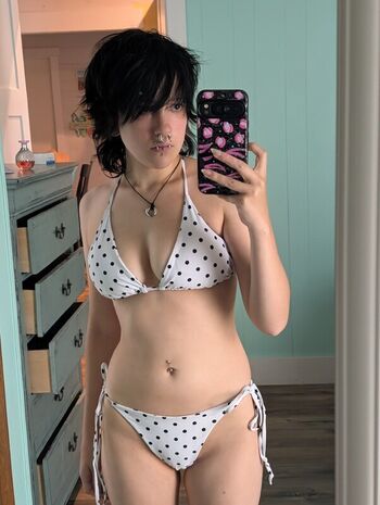 Full leaked Mrguemutt private onlyfans photo