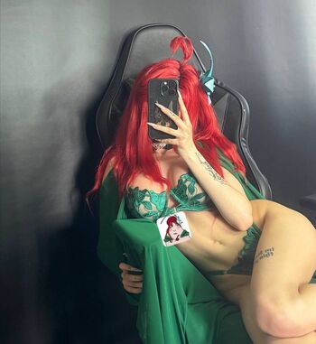 Full leaked Mneraloka private onlyfans photo