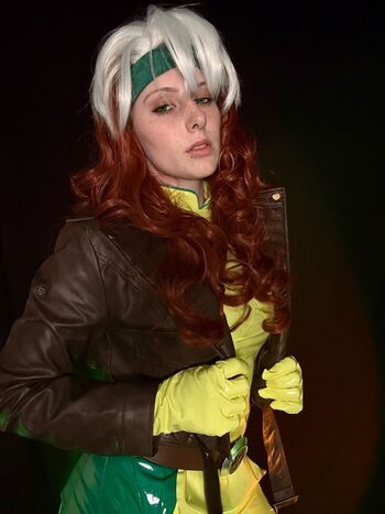 Full leaked Maantisx private onlyfans photo