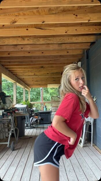 Full leaked Macimccarley private onlyfans photo
