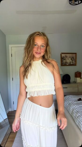 Full leaked Macimccarley private onlyfans photo
