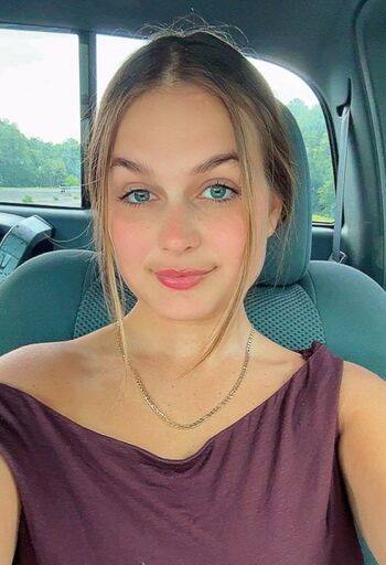 Full leaked Mackyyyyyyy private onlyfans photo
