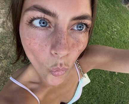 Full leaked Maclaine farrell page private onlyfans photo