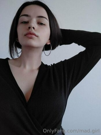 Full leaked Mad girl private onlyfans photo