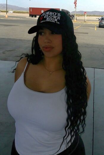 Full leaked Maddi mays private onlyfans photo