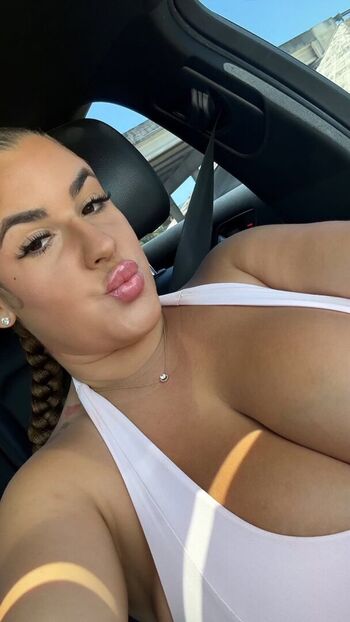 Full leaked Maddie elizabeth private onlyfans photo