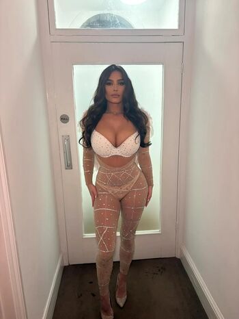 Full leaked Maddie mayee private onlyfans photo