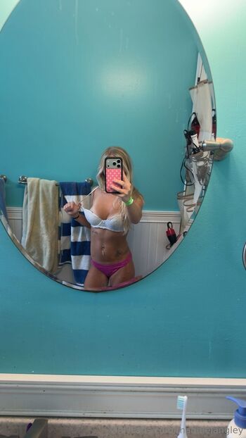 Full leaked Maddielangley private onlyfans photo