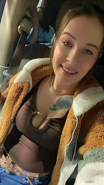 Full leaked Maddiemarie private onlyfans photo