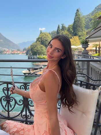 Full leaked Maddy cheary page private onlyfans photo