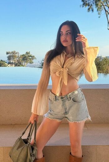 Full leaked Madeleine byrne private onlyfans photo